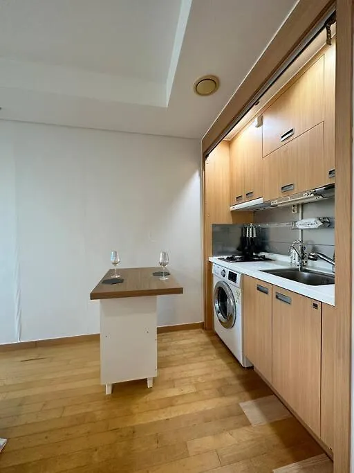 Apartment Central Seoul Hip Han River Yeouido Hondae